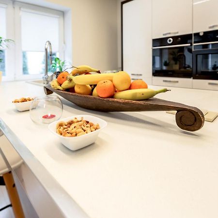 Aparthotel Lux Hedonistic Life Nowy Sad Zewnętrze zdjęcie